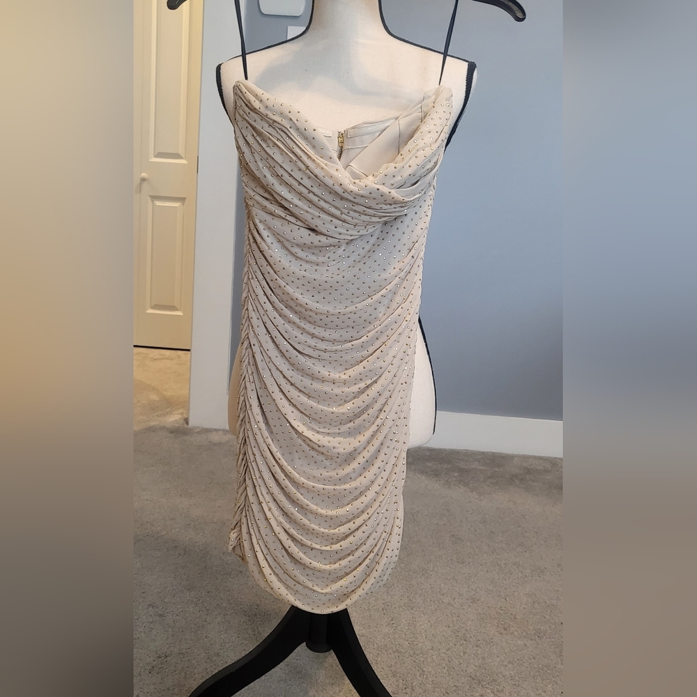 Bebe Strapless Cocktail Dress w Gold Detail Size Medium
